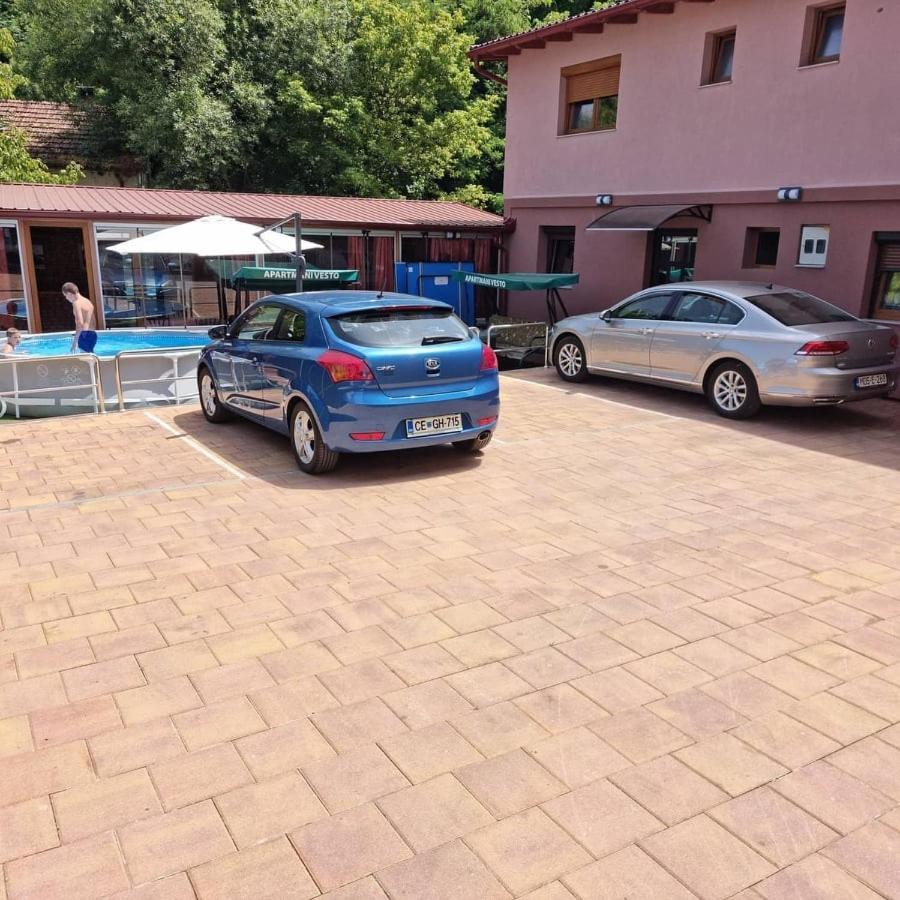 Apartmani Vesto Banja Luka Eksteriør billede