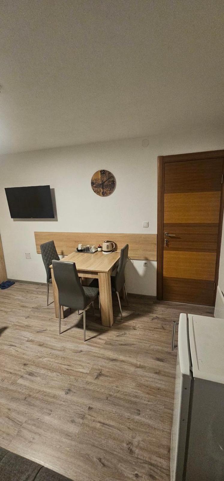 Apartmani Vesto Banja Luka Eksteriør billede