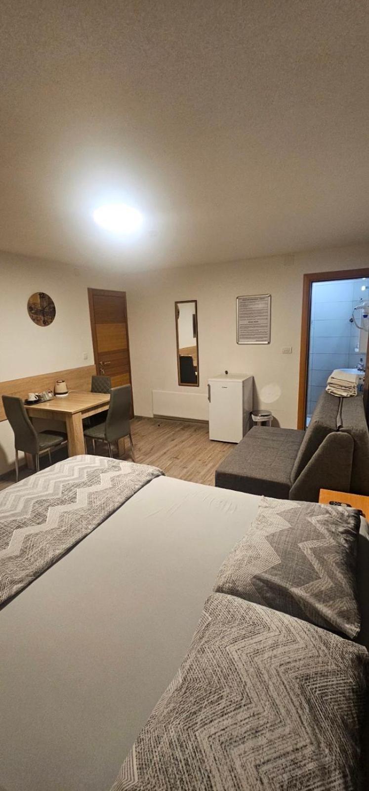 Apartmani Vesto Banja Luka Eksteriør billede