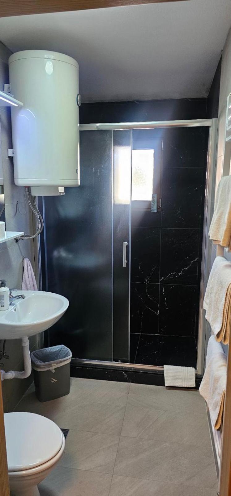 Apartmani Vesto Banja Luka Eksteriør billede